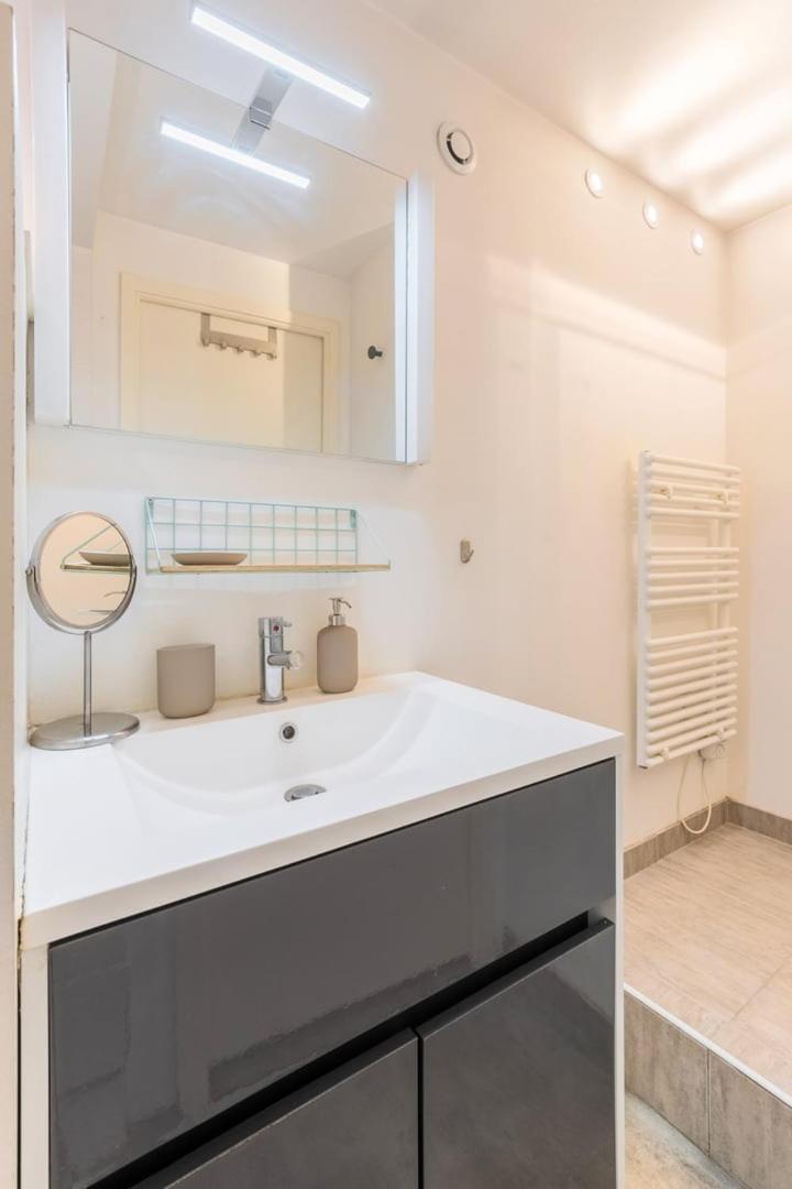 Spacious Apartment W Private Parking In Old Lille Eksteriør billede